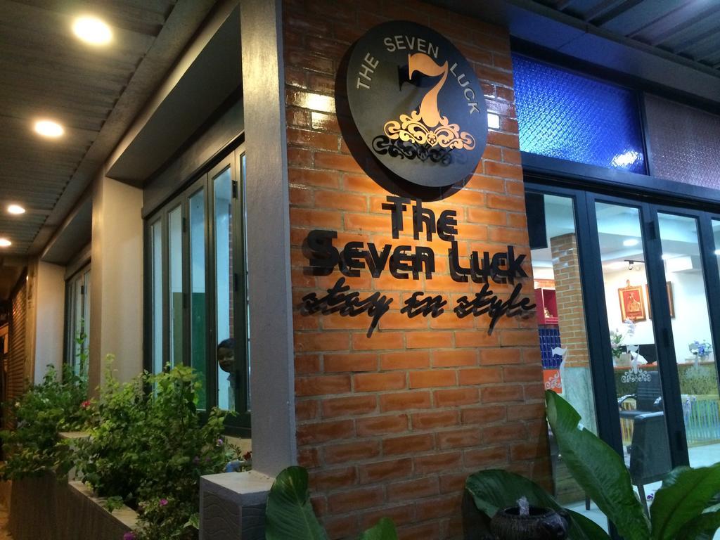 Hotel The Seven Luck Bangkok Esterno foto