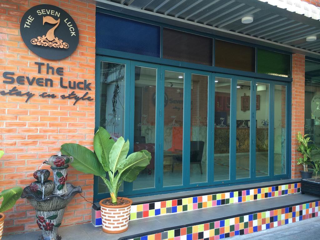 Hotel The Seven Luck Bangkok Esterno foto